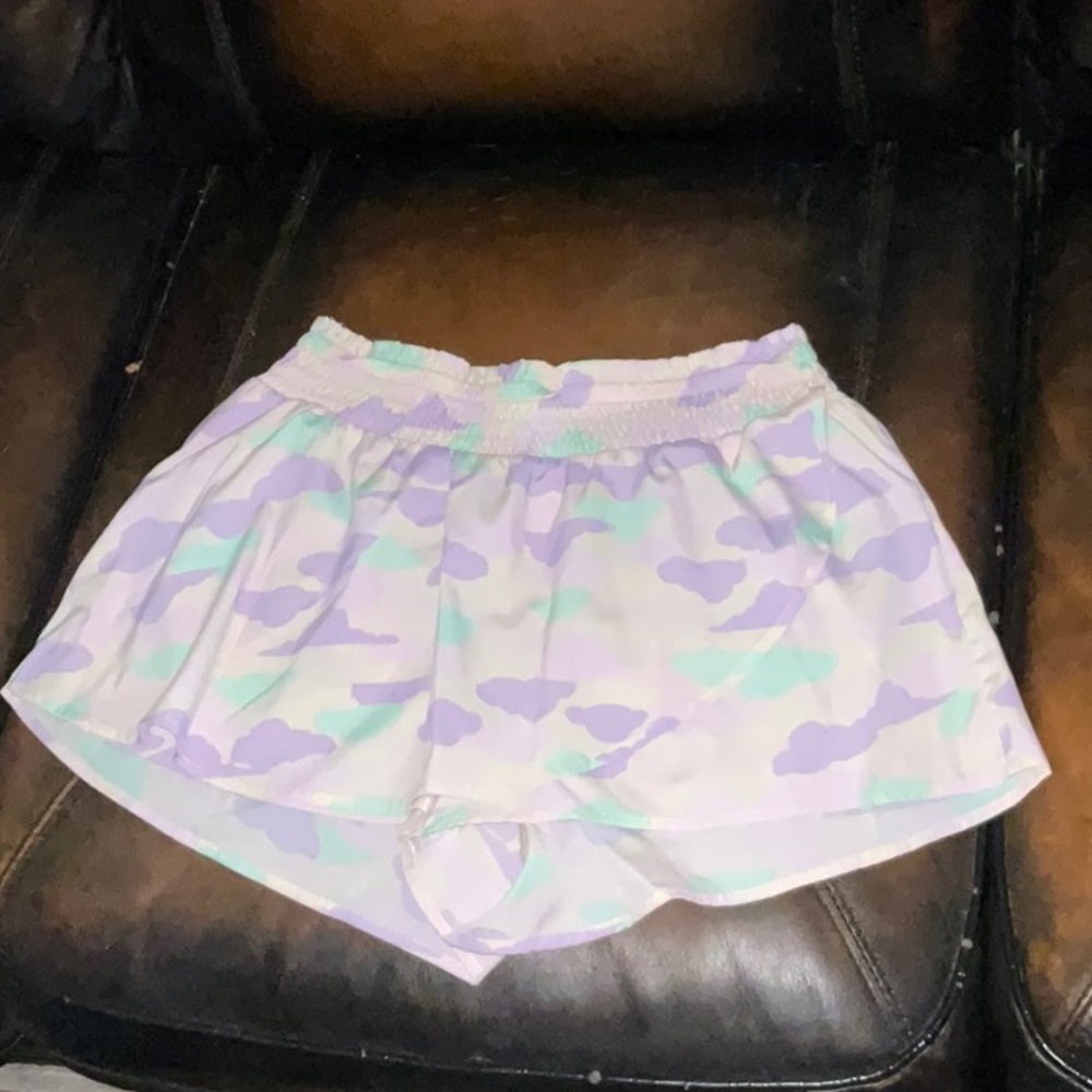 Aerie sleep skort in pastel camo SZ S